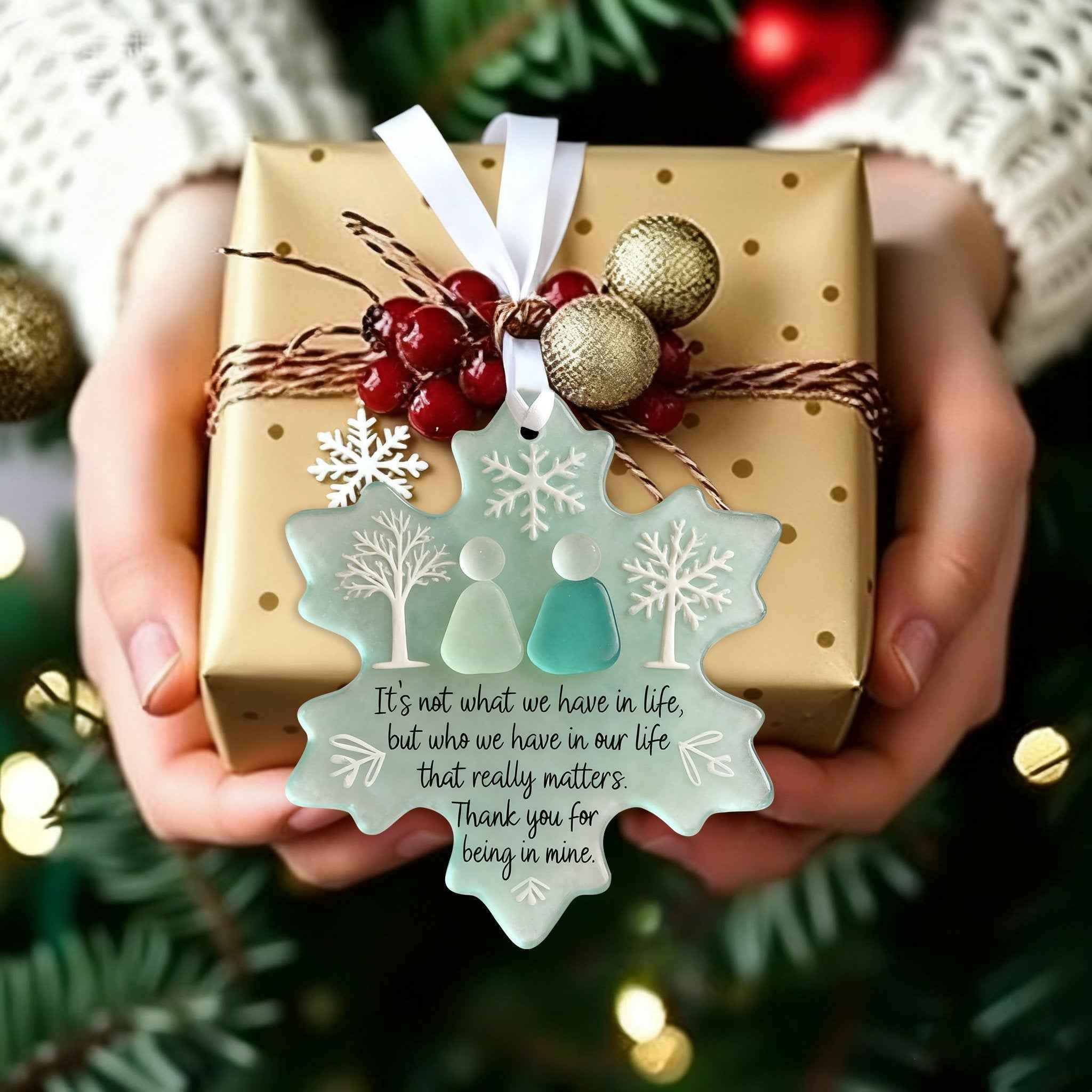 Buy 4, Get 3 Free🎁 【Heartfelt Christmas Gifts】-Snowflake Shaped Sea Glass Friendship Ornament